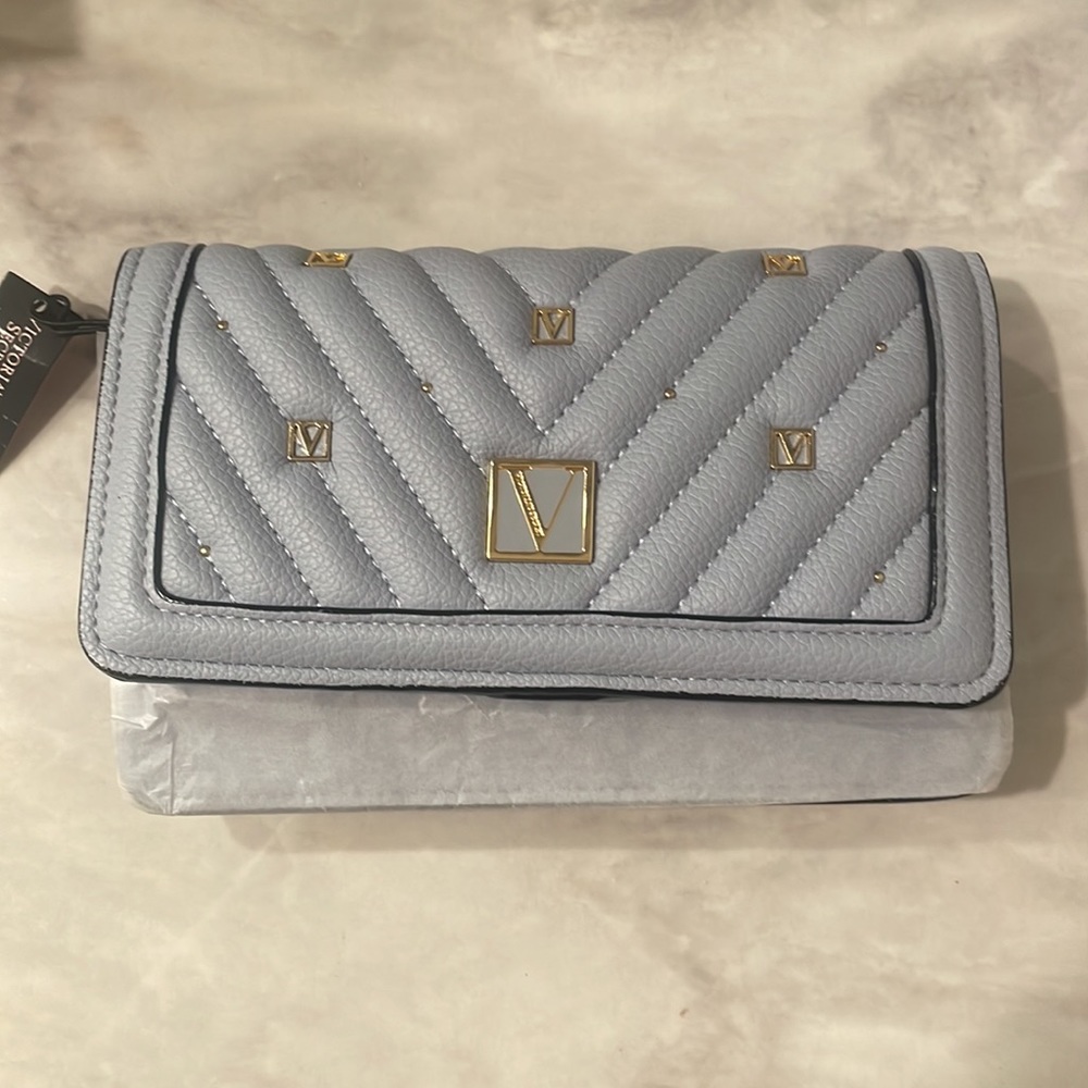 NWT Blue Wristlet